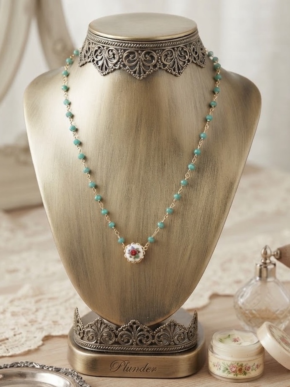 Plunder Vintage-Inspired Turquoise Beaded Pendant Necklace